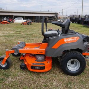 Husqvarna Z248F Zero Turn Lawn Mower 48" Deck 23HP Kawasaki (Scratch and Dent)