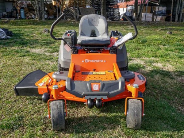 Husqvarna Z254F 54" Zero Turn Lawn Mower 23HP Kawasaki (Scratch and Dent)