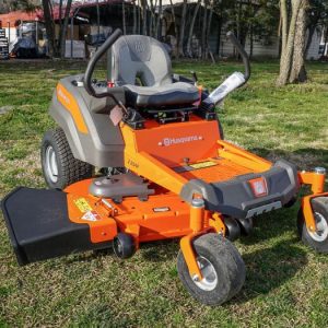 Husqvarna Z254F 54" Zero Turn Lawn Mower 23HP Kawasaki (Scratch and Dent)