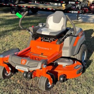 Husqvarna Z254F Prem. 24HP Kawasaki Zero Turn Lawn Mower (Scratch and Dent)