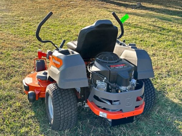 Husqvarna Z254F Prem. 24HP Kawasaki Zero Turn Lawn Mower (Scratch and Dent)