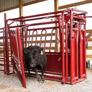 Tarter CattleMaster Series 3 Standard Squeeze Chute with Automatic Headgate