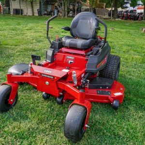 Ferris 500S (5902056) 61" Zero Turn Mower 24HP Kawasaki