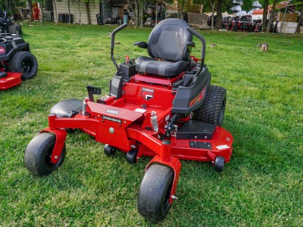 Ferris 500S (5902056) 61" Zero Turn Mower 24HP Kawasaki