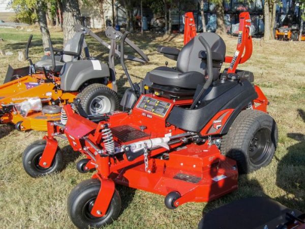 Ferris 5902019 ISX800 61" Zero Turn Mower 24HP Kawasaki