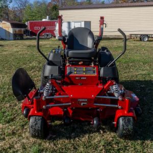 Ferris (5902024) ISX800 61" Zero Turn Mower 27 HP Briggs