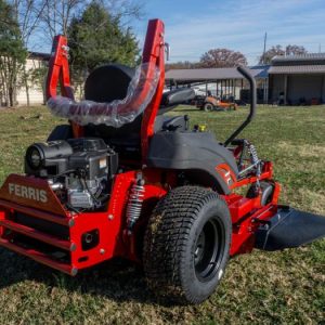 Ferris (5902024) ISX800 61" Zero Turn Mower 27 HP Briggs