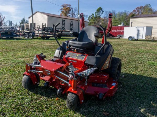 Ferris 5902028 ISX2200 61" Zero Turn Mower 26HP Kawasaki EFI