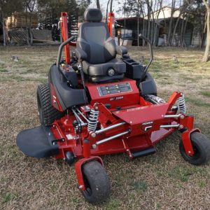 Ferris 61" ISX3300 (5902031) 38.5HP Kawasaki EFI Zero Turn Mower