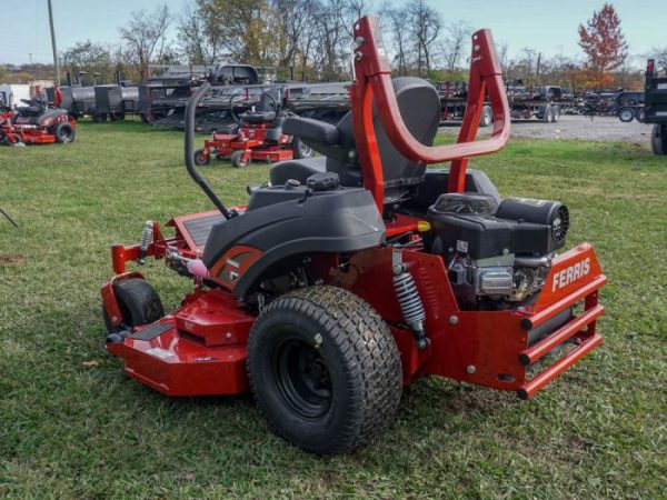 Ferris IS700Z 61" Zero Turn Mower (5901919) 27HP Briggs