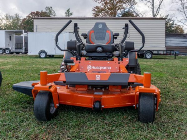 Husqvarna 60" Z560L Zero Turn Mower 27HP KAWASAKI (Demo Unit with 4 Hours)