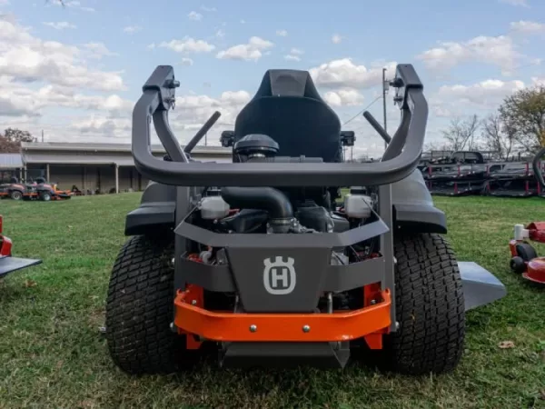 Husqvarna 60" Z560L Zero Turn Mower 27HP KAWASAKI (Demo Unit with 4 Hours)