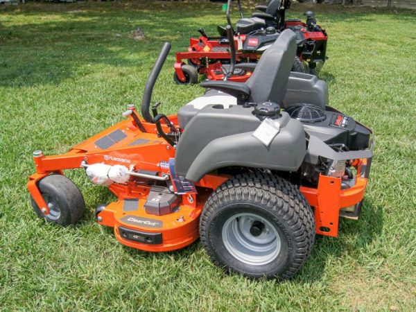 Husqvarna MZ48 48" Zero Turn Lawn Mower 23HP KAW (Scratch and Dent)