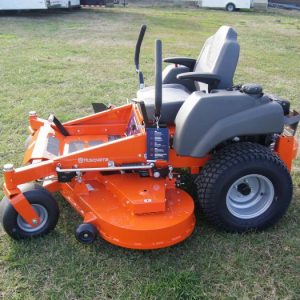 Husqvarna MZ61 61" Zero Turn Lawn Mower 24HP KAWASAKI (Scratch and Dent)