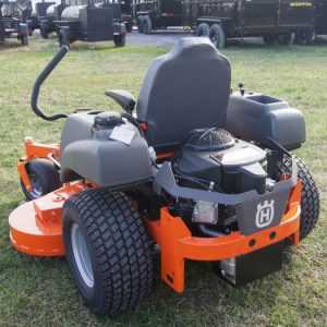 Husqvarna MZ61 61" Zero Turn Lawn Mower 24HP KAWASAKI (Scratch and Dent)