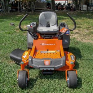 Husqvarna Z242F Kawasaki Zero Turn Lawn Mower 18HP Kawasaki