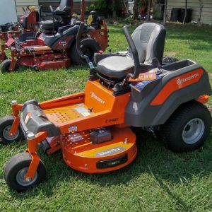 Husqvarna Z242F Kawasaki Zero Turn Lawn Mower 18HP Kawasaki