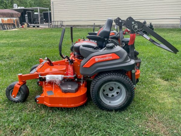 Husqvarna Z454XS 54" Zero Turn Mower 23.5HP KAWASAKI