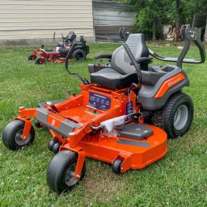 Husqvarna Z460 60" Zero Turn Mower 23HP KAWASAKI (Scratch and Dent)