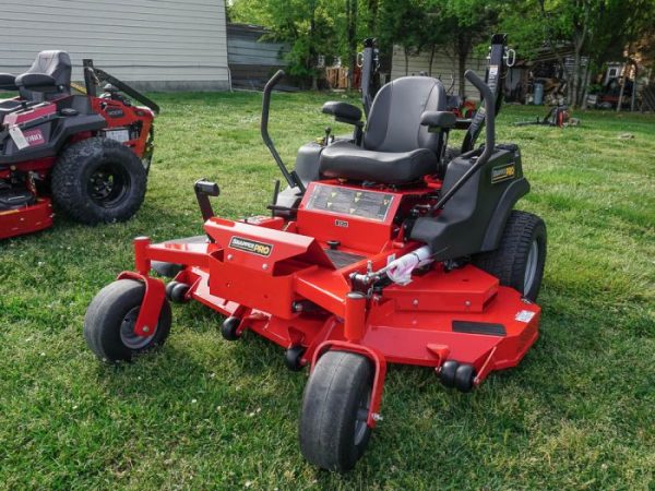 Snapper Pro S120 5901862 Zero Turn Mower 61" 25HP Briggs