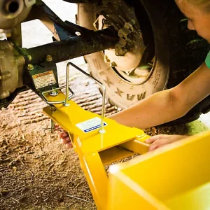 CountyLine 10-13 Bushel Compact Manure Spreader